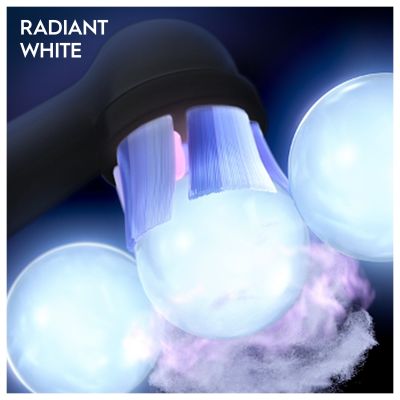 Oral-B iO Radiant White Black Toothbrush Heads, Pack of 4 Counts